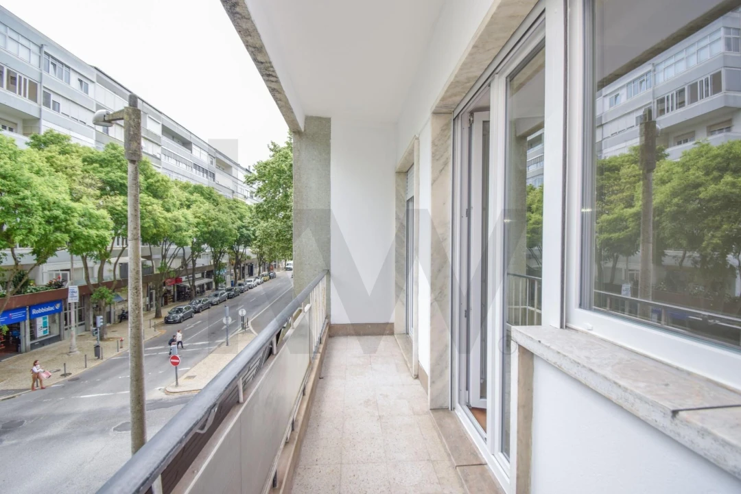 Apartamento T3 para Venda em Benfica Foto 24