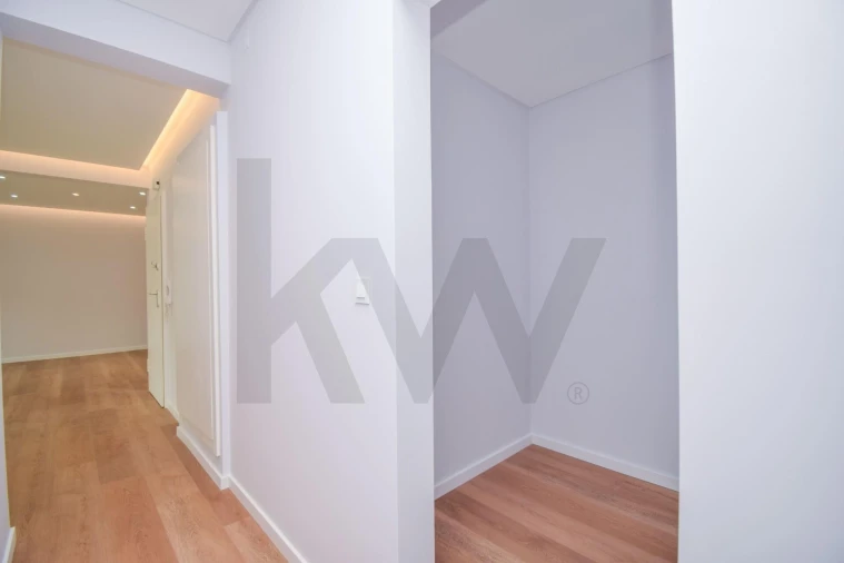 Apartamento T3 para Venda em Benfica Foto 12