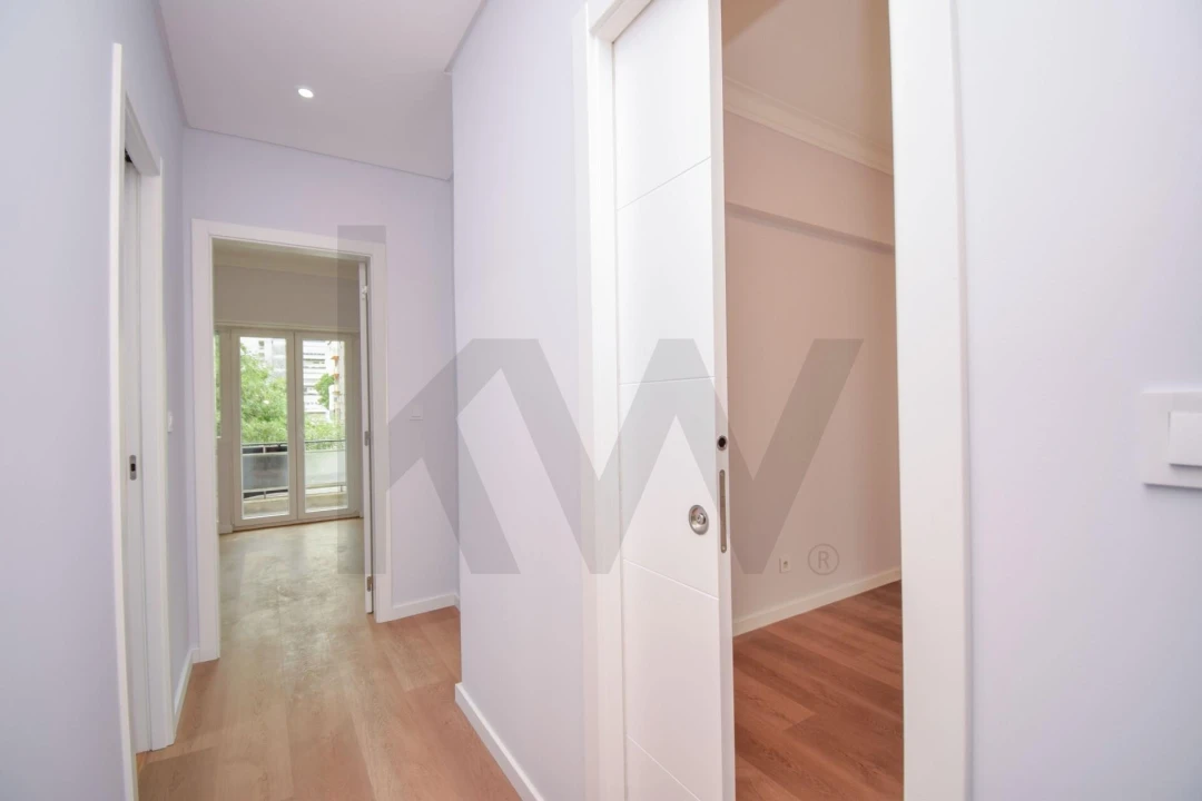 Apartamento T3 para Venda em Benfica Foto 15