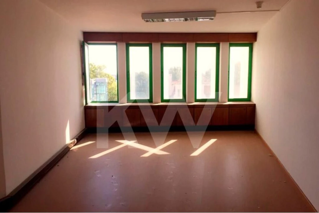 Escritório para Venda em Vila Franca de Xira Foto 8