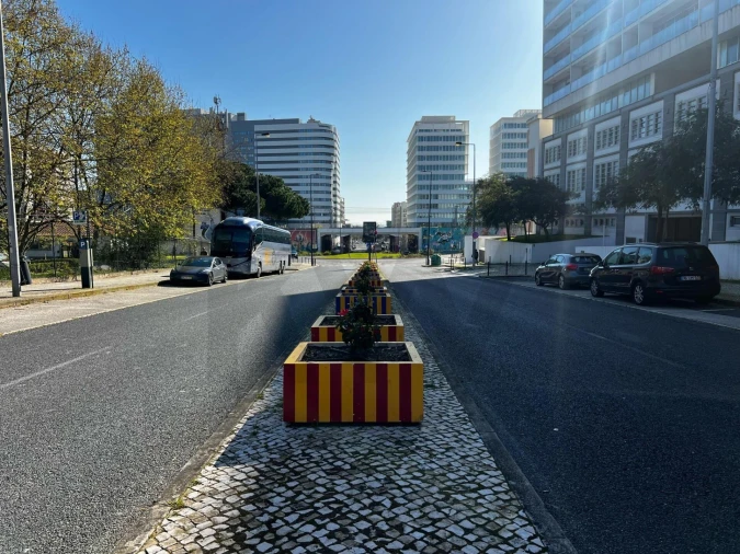 Negócio para Venda em Olivais Foto 2