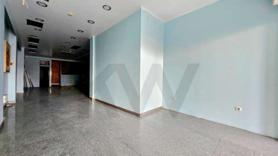 Loja para Venda em Santo Antonio dos Olivais Foto 6