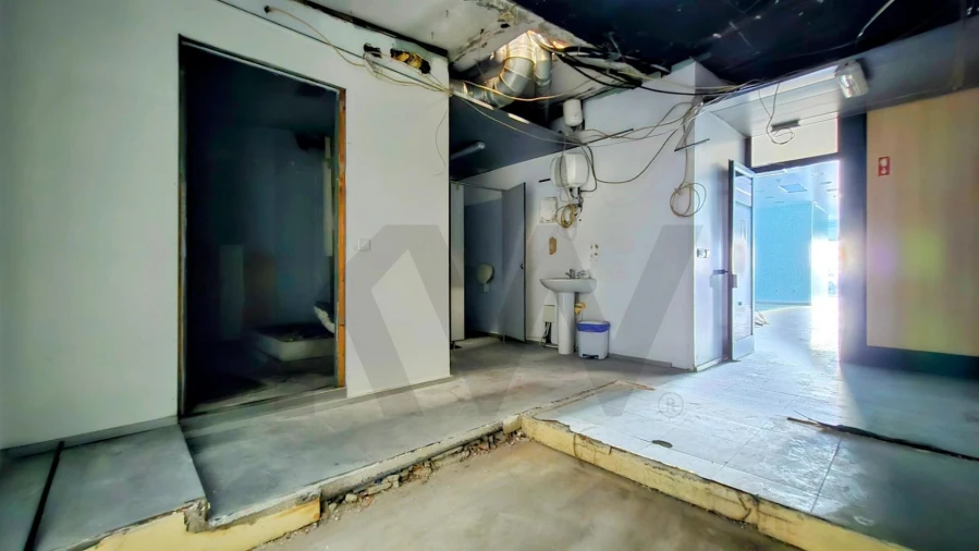 Loja para Venda em Santo Antonio dos Olivais Foto 11