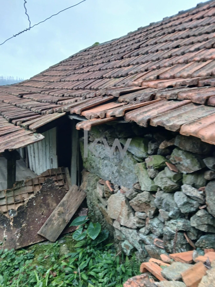 Moradia T3 para Venda em Agilde Foto 4