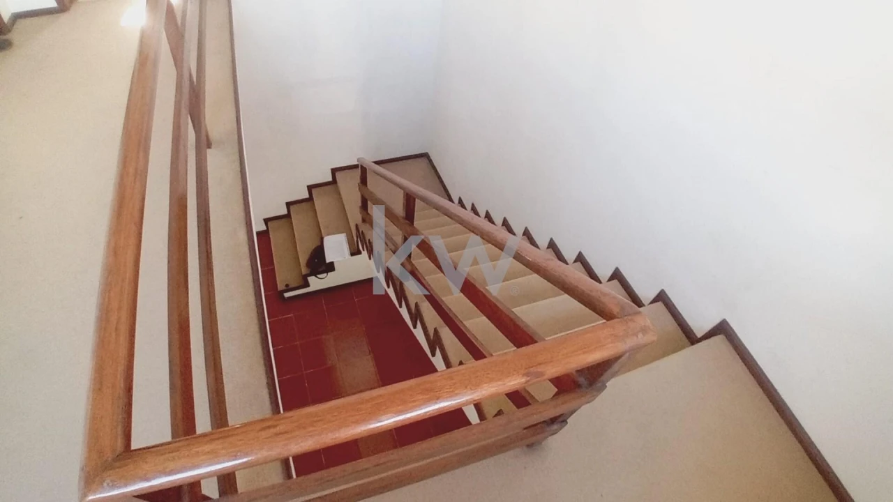 Moradia T4 para Venda em Soure Foto 8