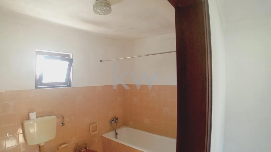 Moradia T4 para Venda em Soure Foto 6