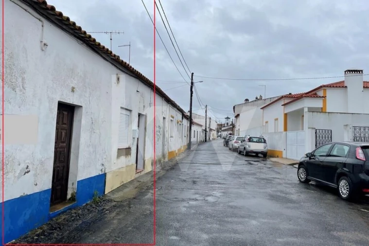 Moradia T2 para Venda em Figueira dos Cavaleiros Foto 1