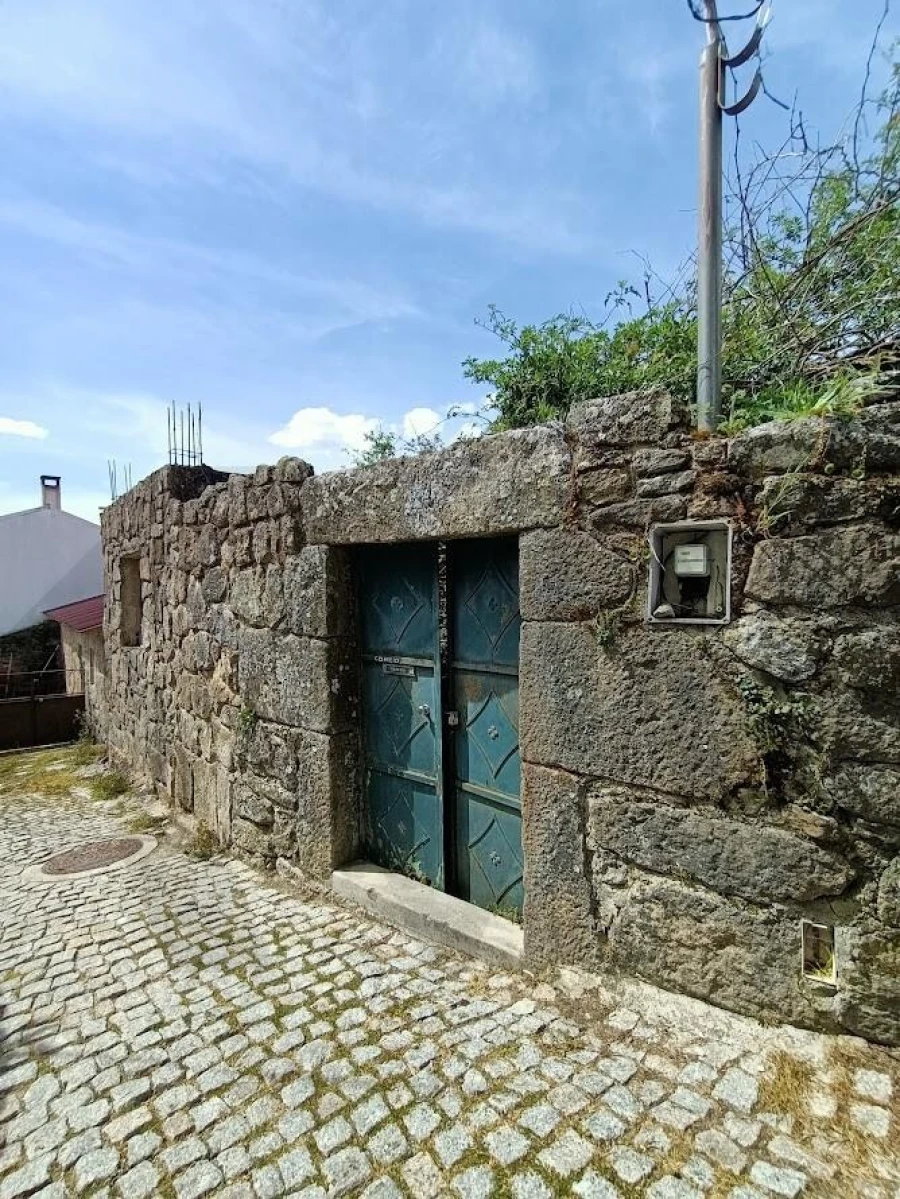 Moradia T1 para Venda em Guarda