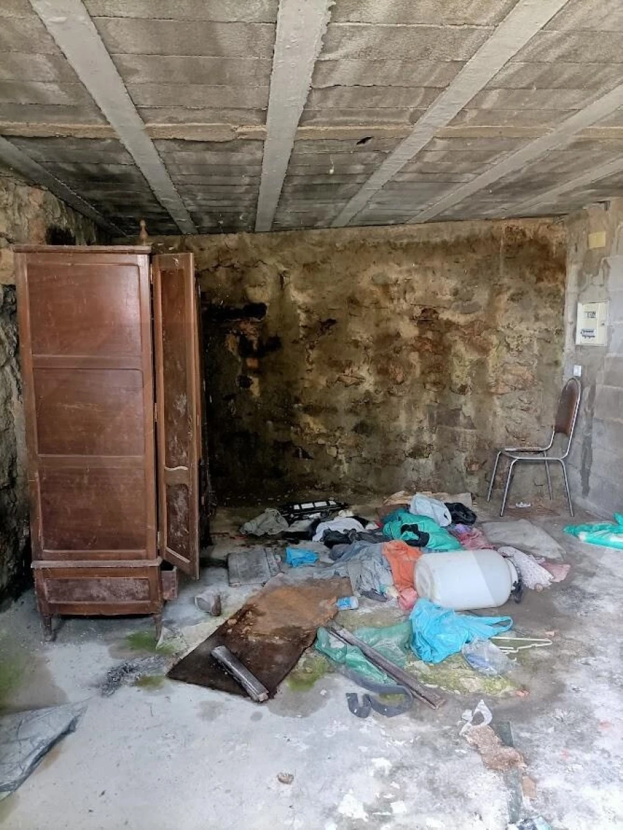 Moradia T1 para Venda em Guarda Foto 11