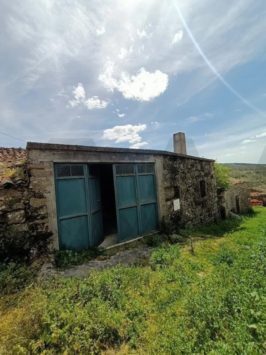 Moradia T1 para Venda em Guarda Foto 9