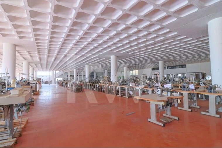 Prédio para Venda em São Mamede Foto 35