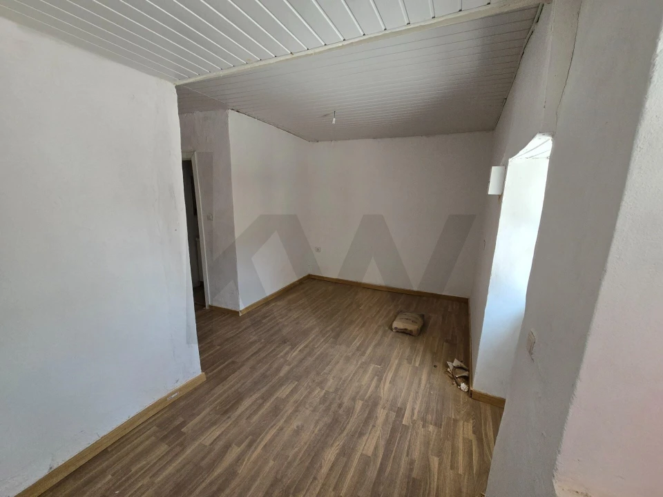 Moradia T2 para Venda em Malhou, Louriceira e Espinheiro Foto 5