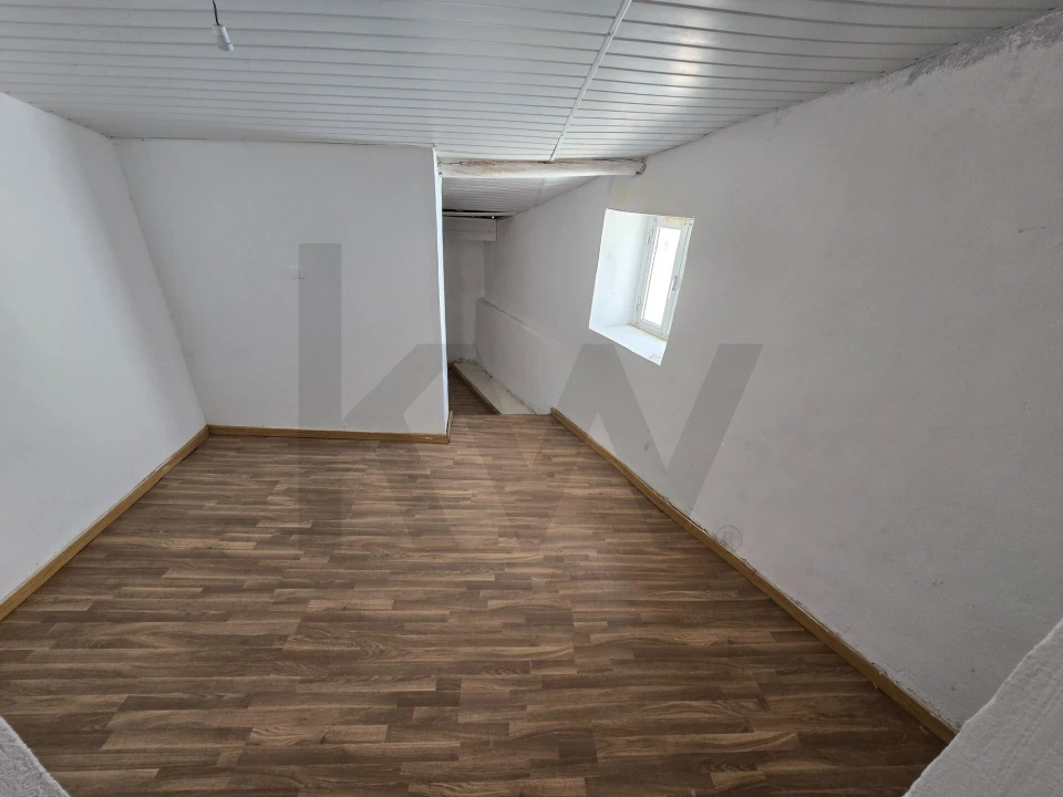 Moradia T2 para Venda em Malhou, Louriceira e Espinheiro Foto 7