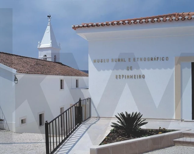 Moradia T2 para Venda em Malhou, Louriceira e Espinheiro Foto 17