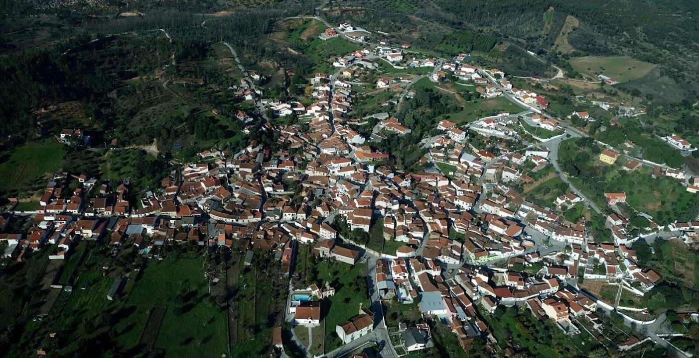 Moradia T2 para Venda em Malhou, Louriceira e Espinheiro Foto 11