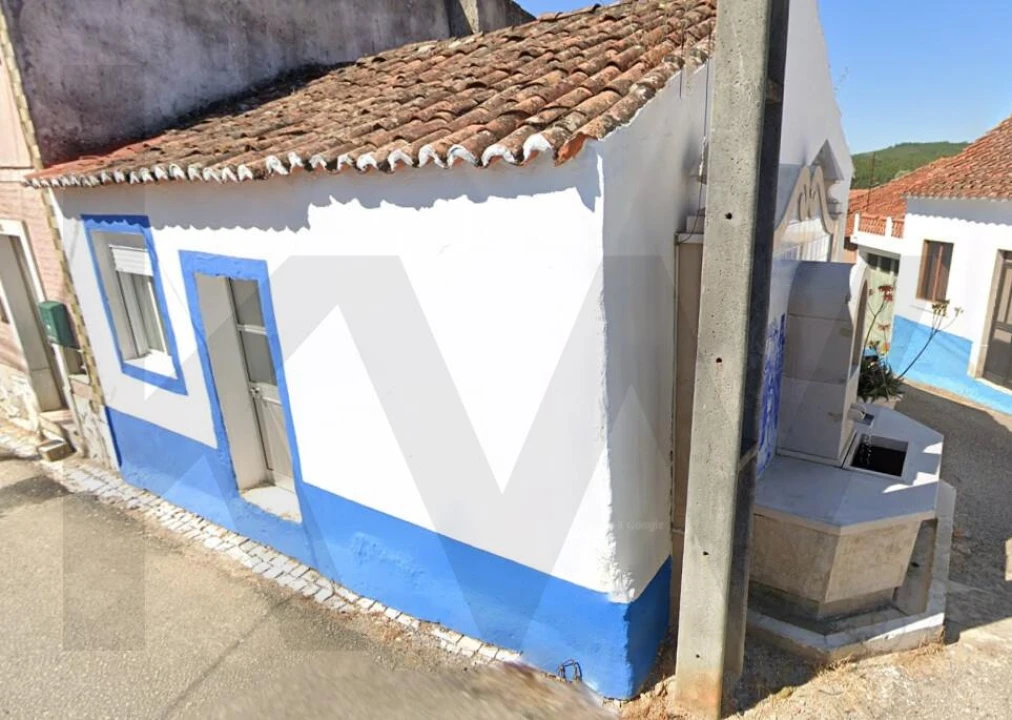 Moradia T2 para Venda em Malhou, Louriceira e Espinheiro Foto 1