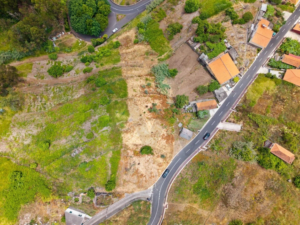 Terreno para Venda em Estreito da Calheta Foto 9