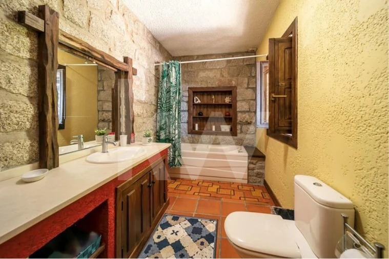 Moradia T3 para Venda em Ventosa e Cova Foto 18