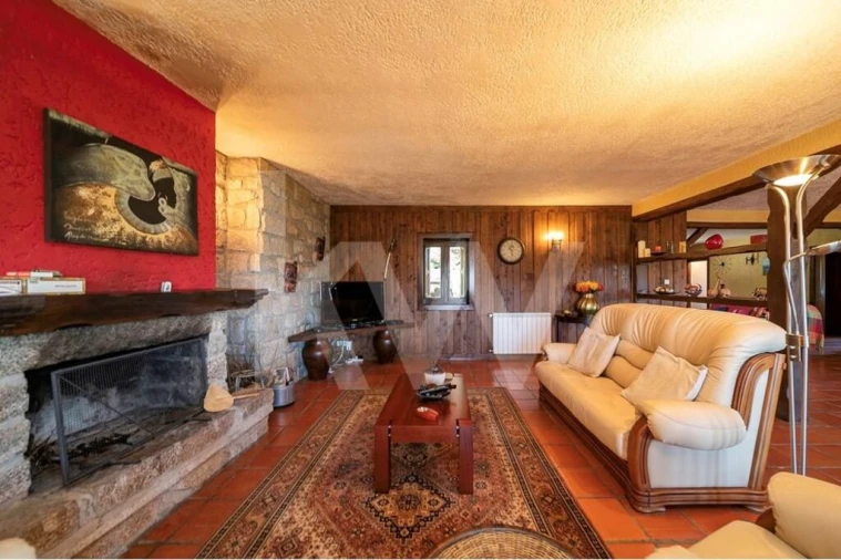 Moradia T3 para Venda em Ventosa e Cova Foto 31