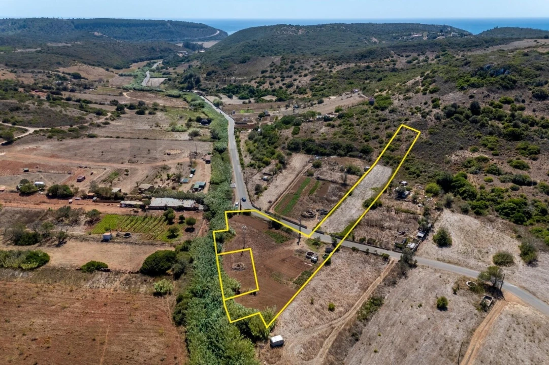 Terreno para Venda em Budens Foto 10