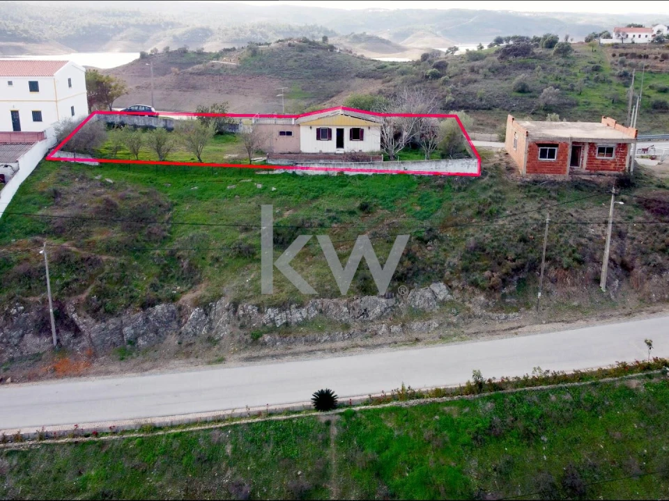 Moradia T3 para Venda em Odeleite Foto 16