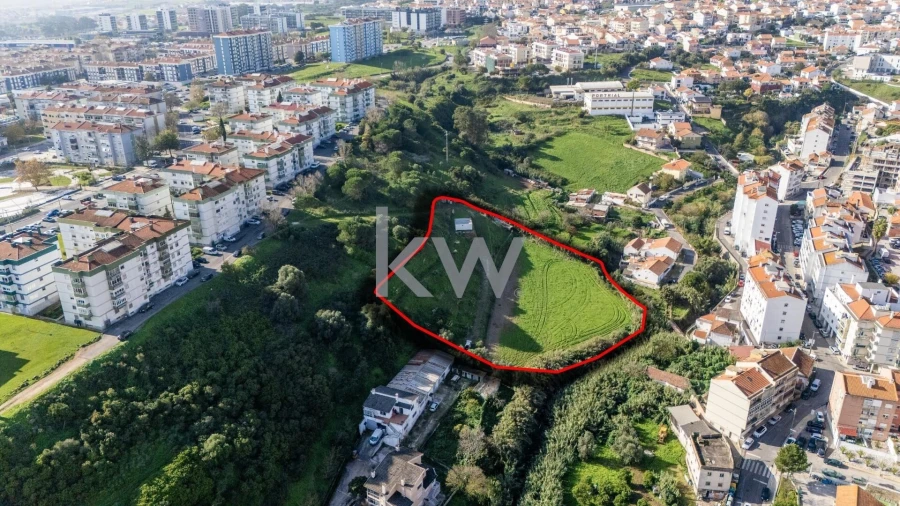 Terreno para Venda em Odivelas Foto 4