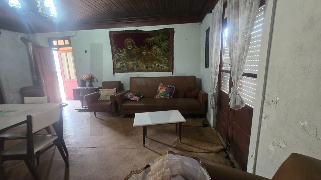 Moradia T2 para Venda em Silva Escura e Dornelas Foto 3