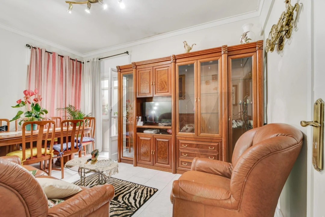 Apartamento T2 para Venda em Agualva e Mira-Sintra Foto 2