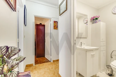 Apartamento T2 para Venda em Agualva e Mira-Sintra