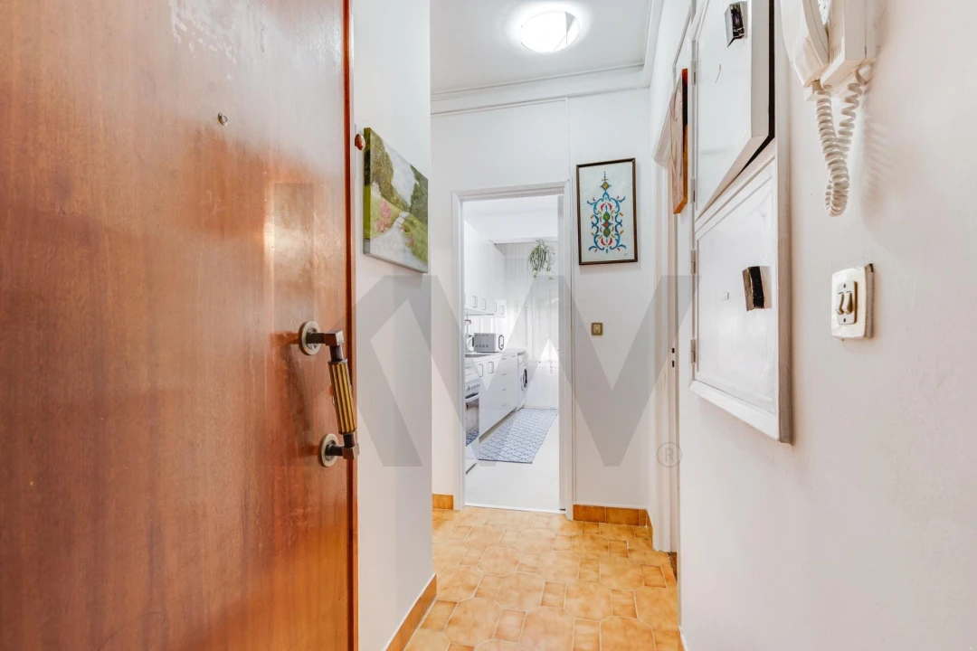 Apartamento T2 para Venda em Agualva e Mira-Sintra Foto 3