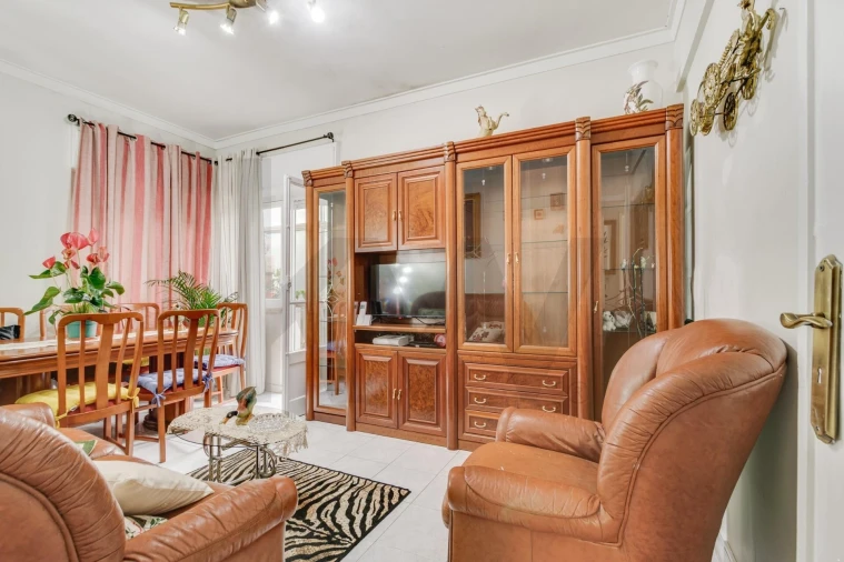 Apartamento T2 para Venda em Agualva e Mira-Sintra Foto 2