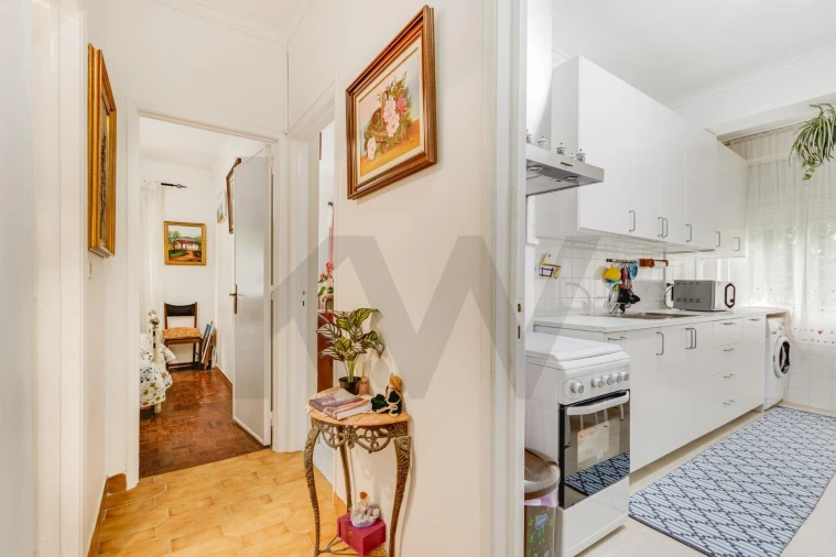 Apartamento T2 para Venda em Agualva e Mira-Sintra Foto 5