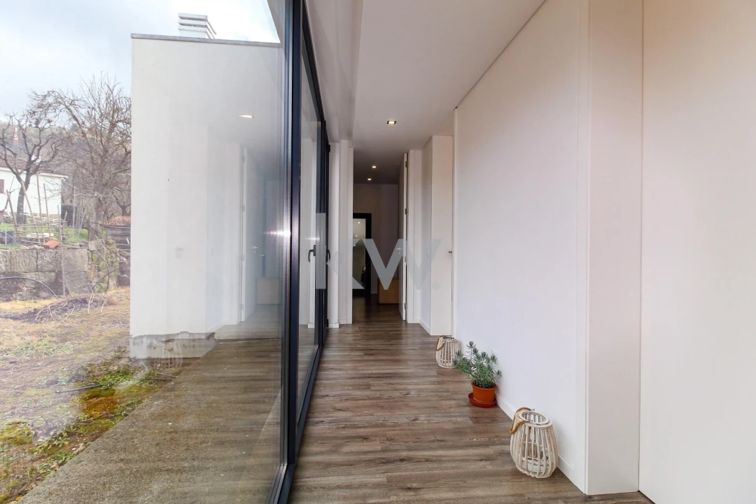 Moradia T3 para Venda em São Cristovão de Nogueira Foto 26