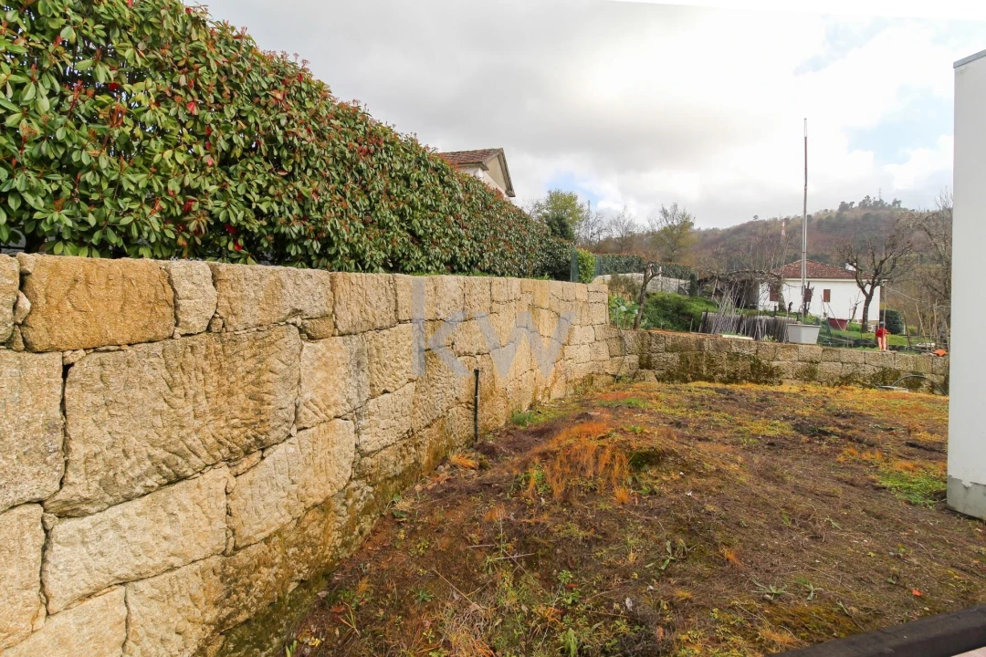 Moradia T3 para Venda em São Cristovão de Nogueira Foto 48