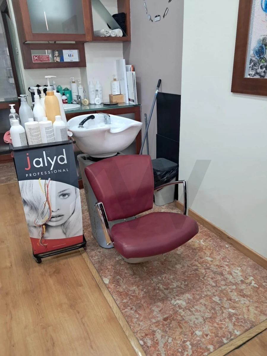 Loja para Trespasse em São João das Lampas e Terrugem Foto 10