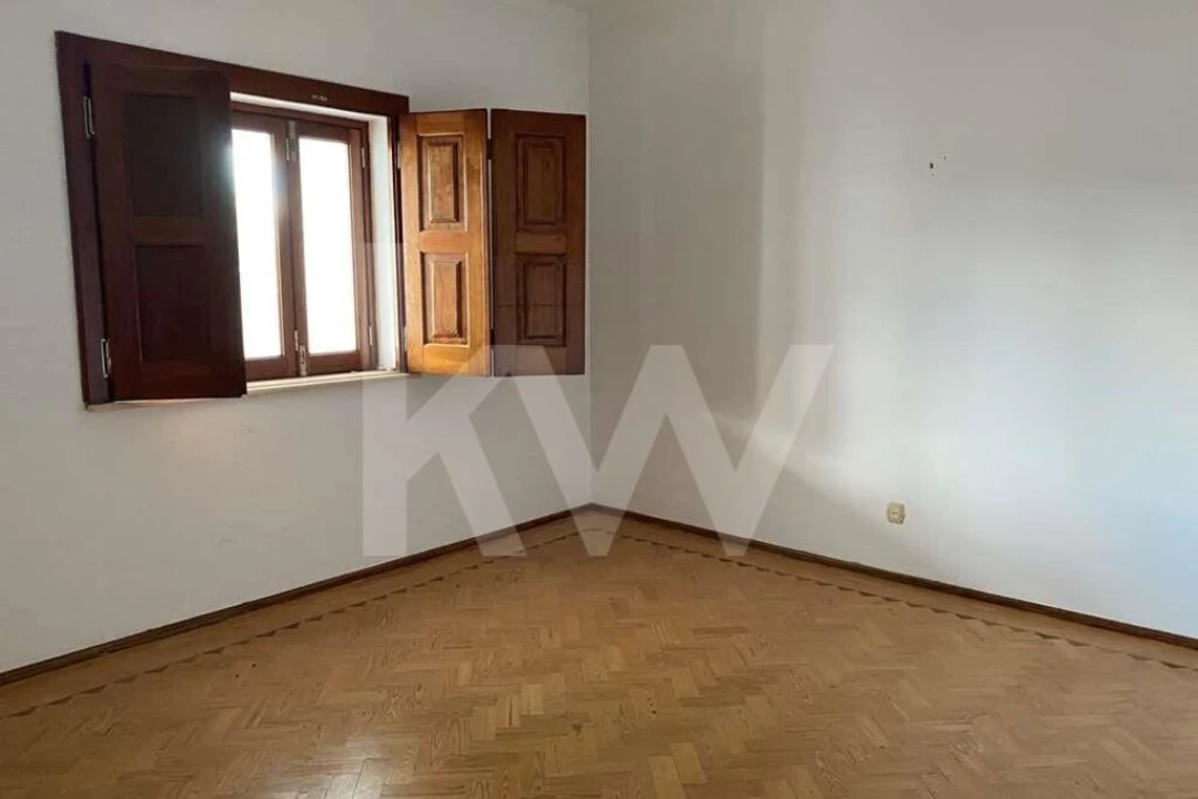 Prédio para Venda em Pego Foto 16