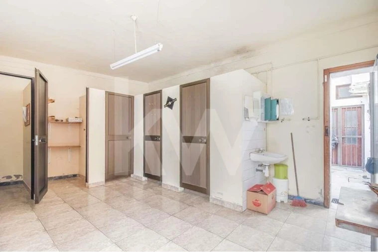 Prédio para Venda em Pego Foto 48