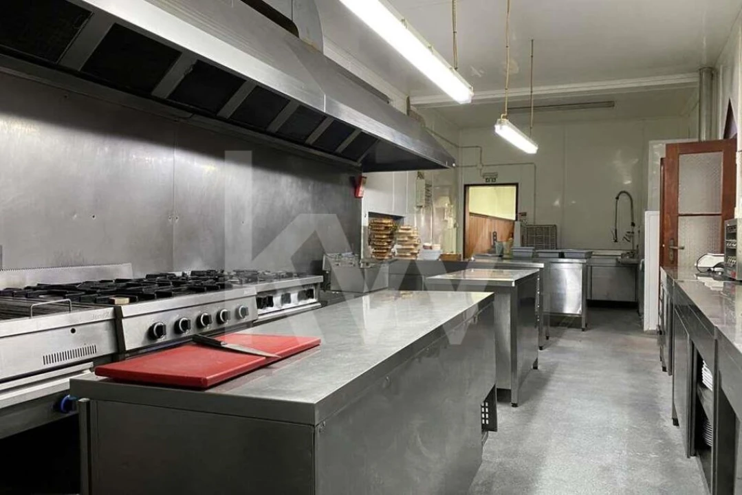 Prédio para Venda em Pego Foto 30