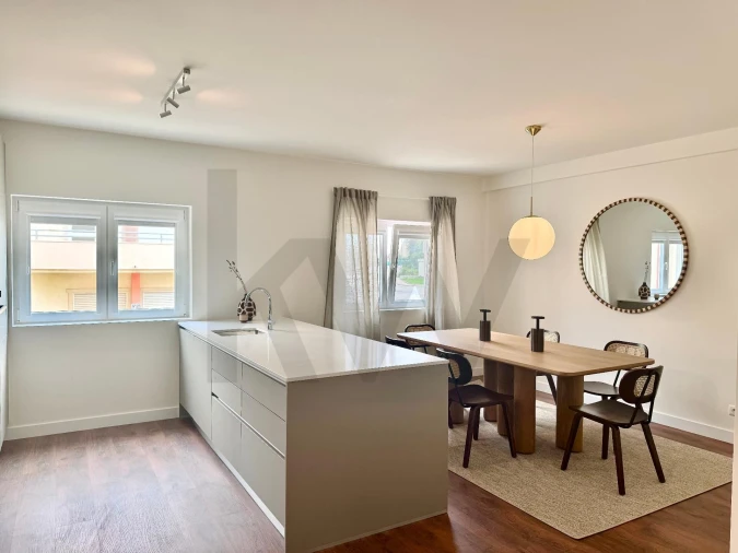 Apartamento T3 para Venda em Colares Foto 4