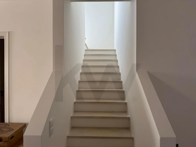 Apartamento T3 para Venda em Colares Foto 15