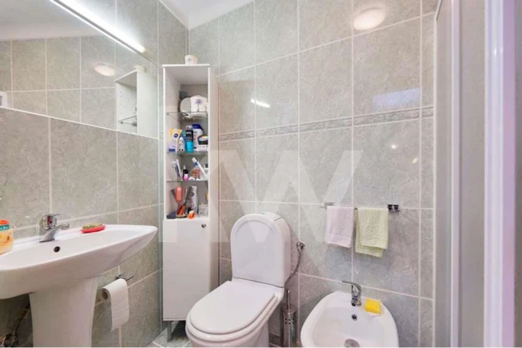 Moradia T4 para Venda em Eirado Foto 12