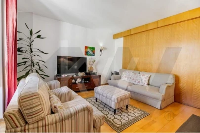 Apartamento T3 para Venda em Misericórdia