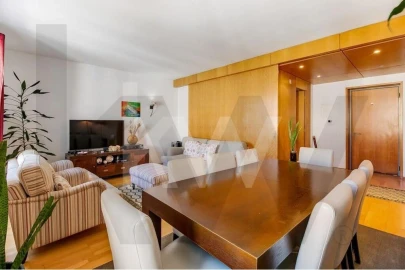 Apartamento T3 para Venda em Misericórdia