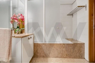 Apartamento T3 para Venda em Misericórdia