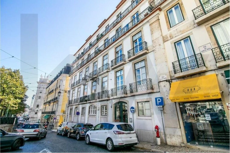 Apartamento T3 para Venda em Misericórdia Foto 40
