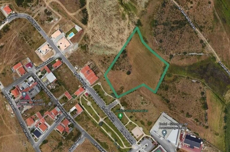 Terreno para Venda em São João das Lampas e Terrugem