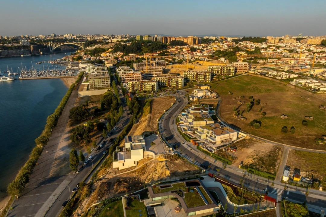 Apartamento T3 para Arrendamento em Canidelo Foto 36