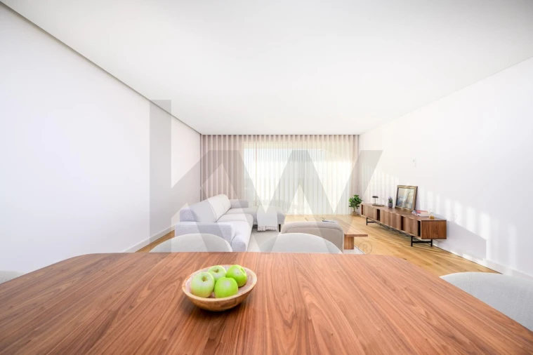 Apartamento T3 para Arrendamento em Canidelo Foto 5