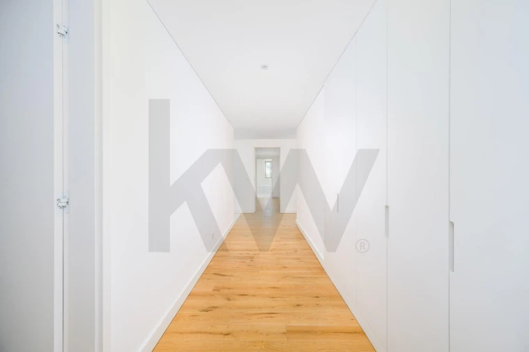 Apartamento T3 para Arrendamento em Canidelo Foto 16