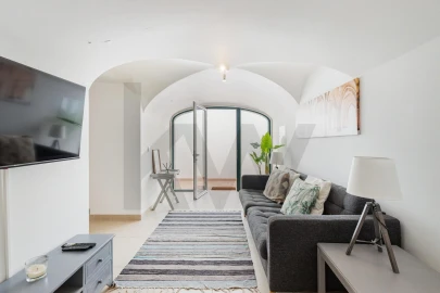 Apartamento T1 para Arrendamento em Ajuda
